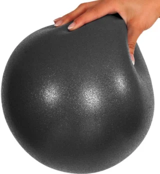 Pilatesepall must 23 cm, pilatese minipall, treeningpall 3